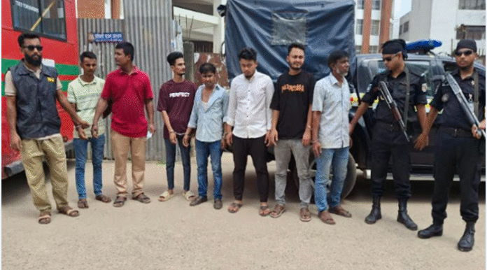 নোয়াখালীতে জেনারেল হাসপাতাললে ৭ দালালকে কারাদন্ড