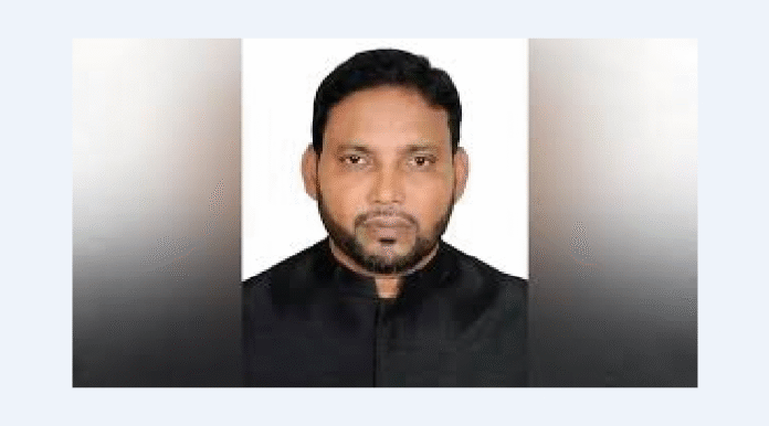 হাতিয়া পৌরসভা আ.লীগের সভাপতি গ্রেপ্তার, আ.লীগ-বিএনপির পাল্টাপাল্টি বিক্ষোভ