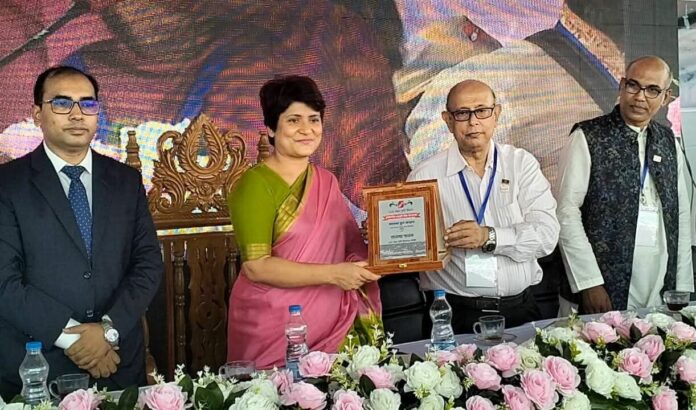 লৌহজংয়ের ব্রাহ্মণগাঁও বহুমুখী উচ্চ বিদ্যালয়ের ১২৩ বছর পূর্তি উৎসব অনুষ্ঠিত