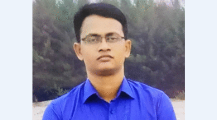 চাঁপাইনবাবগঞ্জে ডাকাতের ছুরিকাঘাতে আহত পুলিশ কর্মকর্তা