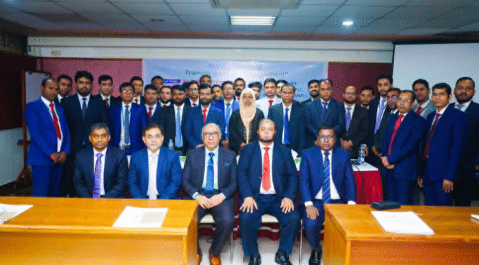 মার্কেন্টাইল ব্যাংকর রংপুর অঞ্চলের ক্যাশ ব্যবস্থাপনা নিয়ে দিনভর কর্মশালা