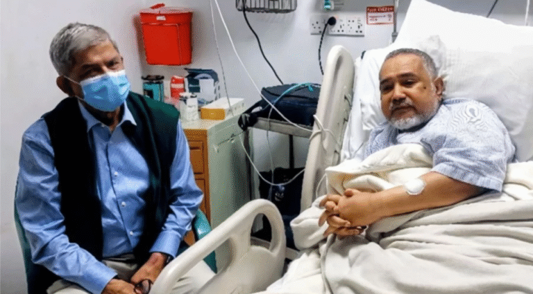জামায়াত নেতাকে দেখতে হাসপাতালে গেলেন মির্জা ফখরুল