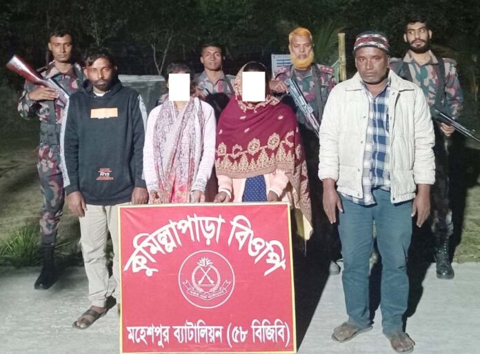 মহেশপুর সীমান্তে ভারতীয় মদ উদ্ধার ও চার বাংলাদেশী আটক