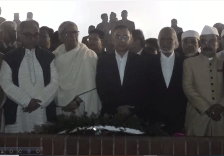 জাতীয় স্মৃতিসৌধে শ্রদ্ধা নিবেদন করলেন তারেক রহমান 
