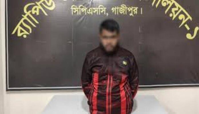 রাজশাহীতে চলন্ত বাস থেকে ফেলে হত্যা: মামলার মূলহোতা চালক গ্রেফতার