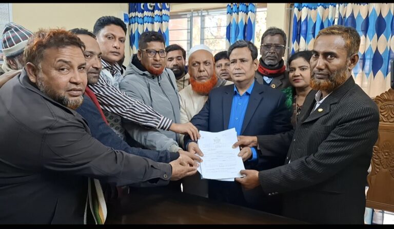 জয়পুরহাট-২ আসনে মনোনয়ন সংগ্রহ করলেন বিএনপির সাবেক এমপি ইঞ্জিনিয়ার গোলাম মোস্তফা