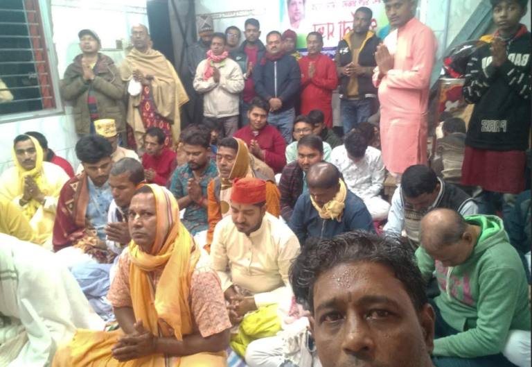 খালেদা জিয়ার রোগ মুক্তি কামনায় কলাপাড়ায় মন্দিরে মন্দিরে প্রার্থনা