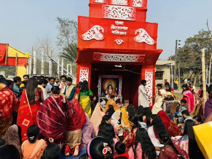 ইবিতে স্বরস্বতী পূজা উদযাপন