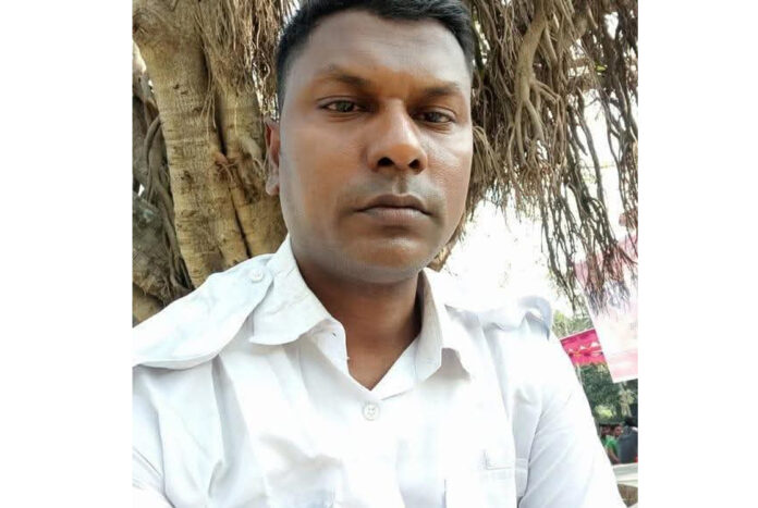 ঝিনাইদহে মাইক্রোবাস-ভ্যান ও মোটরসাইকেলের সংঘর্ষে পল্লী চিকিৎসক নিহত, আহত ২