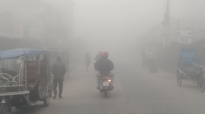 রাজশাহীতে একদিনে তাপমাত্রা কমেছে ৩ ডিগ্রি, মাঝারি শৈত্যপ্রবাহে দুর্ভোগ জনজীবনে