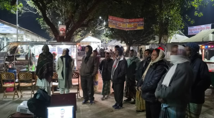 ফুলবাড়ীতে গণভোটের ব্যাপক প্রচারণা: সরগরম উপজেলার হাট-বাজার