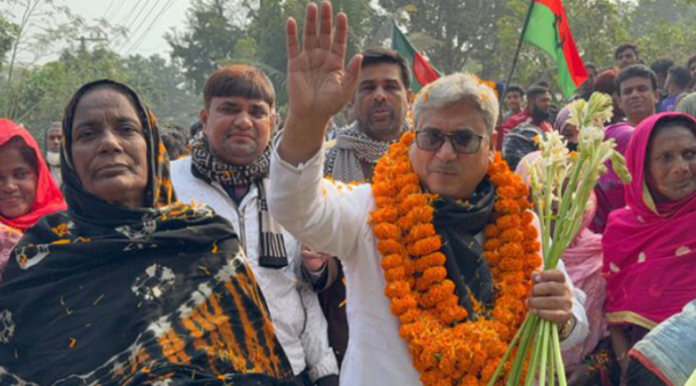 রাজশাহী-৩ : শফিকুল হক মিলনের গণসংযোগে জনসমর্থনের সাড়া, কৃষক ও জনগণের সঙ্গে প্রতিশ্রুতি বিনিময়