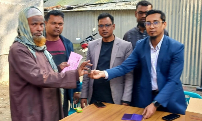 উল্লাপাড়ায় মক ভোটিং
