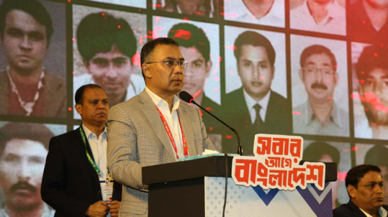 দেশের মানুষ গণতন্ত্রের পথে হাঁটতে শুরু করেছে : তারেক রহমান