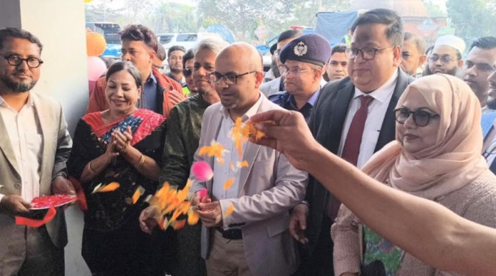 পর্যটন ব্যবস্থাপনায় নতুন যুগ ষাটগম্বুজ মসজিদ ও বাগেরহাট যাদুঘরে চালু হলো ই-টিকিটিং সেবা