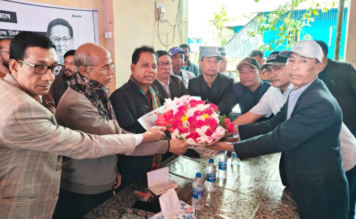 রাখাইন সম্প্রদায়ের নিরাপদ বাসস্থান ও ভূমি-সংক্রান্ত সমস্যাগুলো সমাধানে ঐক্যবদ্ধভাবে কাজ করতে হবে':এবিএম মোশাররফ