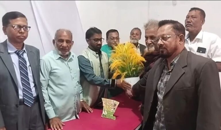 ঝিনাইদাহে জাতীয় পার্টি থেকে ১৫ নেতাকর্মী বিএনপিতে যোগদান