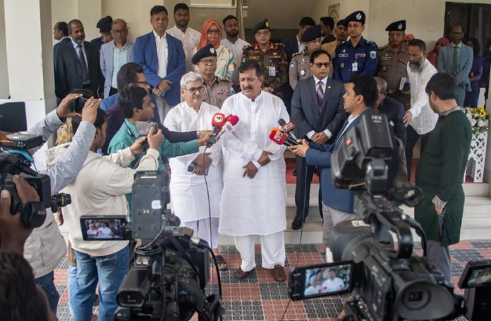 আইনের মধ্যেই সব কাজ করতে হবে: মিজানুর রহমান মিনু