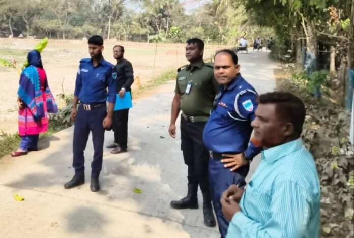 কেশবপুরে নুরুল ইসলাম নামে এক মাটিদস্যুকে ১ লক্ষ টাকা জরিমানা