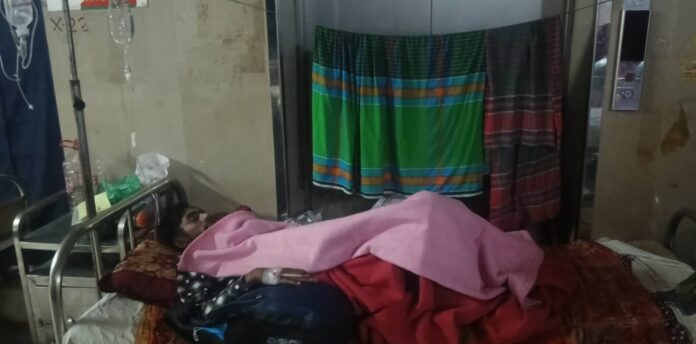 কুয়াকাটায় হোটেলে আটকে নির্যাতনের শিকার সাব্বিরের অবস্থা সংকটাপন্ন, মেলেনি আইনী প্রতিকারও