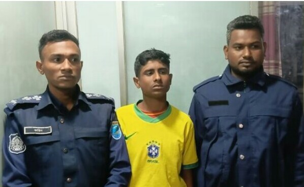 কটিয়াদীতে ৩ সন্তানের জননী চাচিকে ধর্ষণের অভিযোগে ভাতিজা গ্রেপ্তার