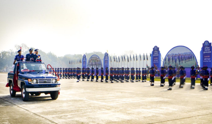 সমাপনী কুচকাওয়াজে নবীন কনস্টেবলদের সততা ও সেবার বার্তা