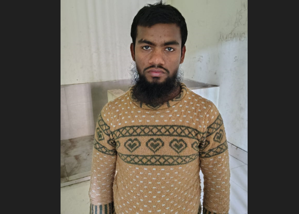 নোয়াখালীতে ছাত্রীকে ধর্ষণচেষ্টার অভিযোগে শিক্ষক গ্রেপ্তার