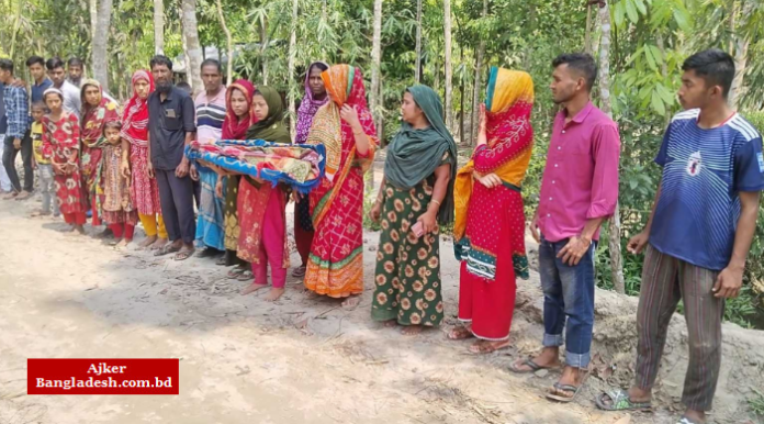 কোলে ১৩ মাসের সন্তানের লাশ, ঘাতক প্রেমিকের ফাঁসি চেয়ে রাস্তায় বিচারহীন মা