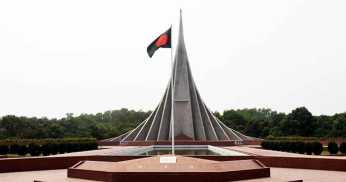 নতুন ভোরে ৫৬তম স্বাধীনতা দিবস: ফ্যাসিবাদমুক্ত গণতান্ত্রিক বাংলাদেশে উৎসবের আমেজ