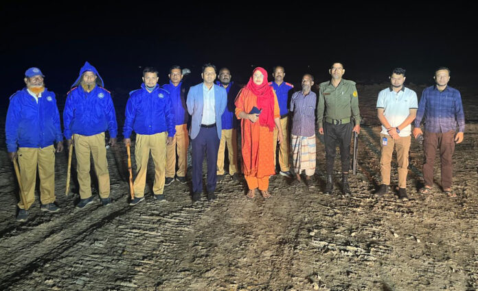 রাতের আধাঁরে অবৈধভাবে কৃষি জমির মাটি কাটায় ভ্রাম্যমান আদালতে এক ব্যাক্তির ১ মাসের জেল