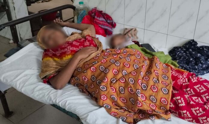 মহিপুরে যুবদল নেতার বিরুদ্ধে দুই সন্তানের জননী প্রবাসীর স্ত্রীকে মারধরের অভিযোগ