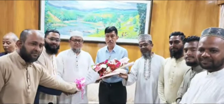 পার্বত্য বিষয়ক মন্ত্রীকে ফুলেল শুভেচ্ছা প্রদান রাঙ্গামাটি জেলা জামায়াতের