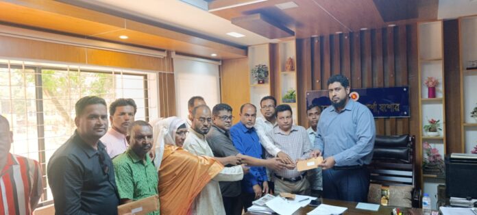শার্শায় উন্নয়ন প্রকল্প ঘিরে তুমুল বিতর্ক: পিআইওকে হুমকির অডিও ফাঁস