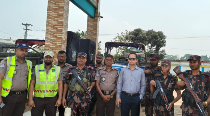 শার্শায় অবৈধভাবে জ্বালানি তেল বিক্রির অপরাধে ফিলিং স্টেশন কতৃপক্ষকে জরিমানা