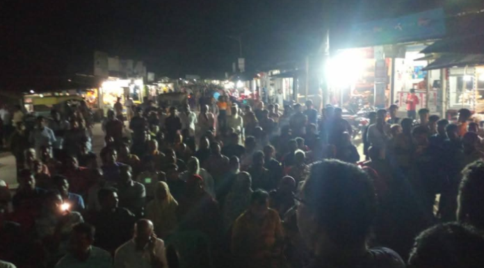 কুমিল্লাতে শিক্ষক লাঞ্ছিত, জড়িতদের বিচারের দাবিতে নীলফামারীতে বিক্ষোভ সমাবেশ