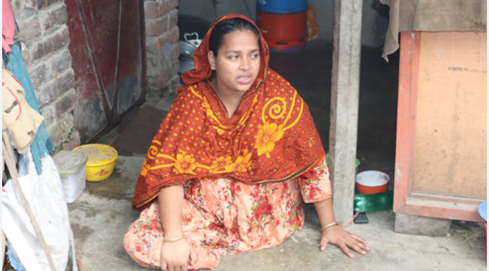 রানা প্লাজা ট্রাজেডিঃ দুঃসহ জীবন দু-পা হারানো পঙ্গুত্ববরণকারী রেবেকার, নিখোঁজ শাবানার অপেক্ষায় স্বামী-সন্তান