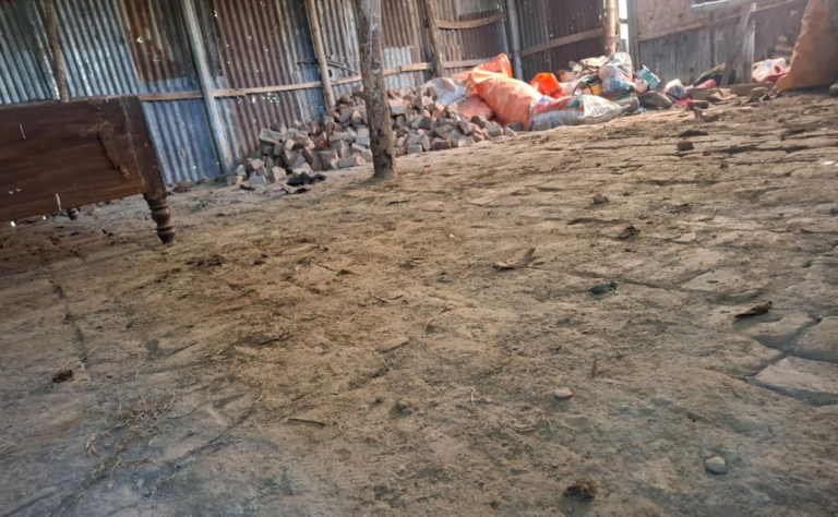 কোম্পানীগঞ্জে সরকারি সড়কের ইট আত্মসাতের অভিযোগ যুবদল নেতার বিরুদ্ধে