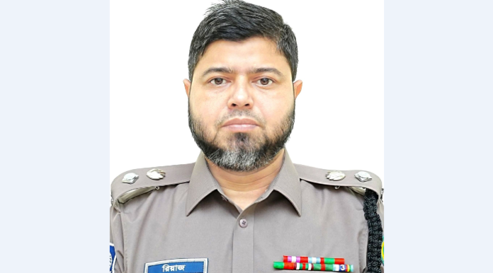 আট দিনের মাথায় মৌলভীবাজারের এসপি রিয়াজুল ইসলাম প্রত্যাহার