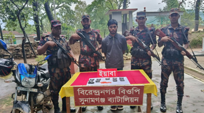তাহিরপুর সীমান্তে মাদক চোরাচালানের নতুন কৌশল ভেস্তে দিল বিজিবি