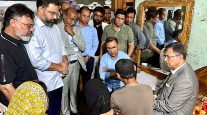 পল্লবীতে শিশু রামিসা হত্যা: শোকার্ত পরিবারকে সান্ত্বনা দিতে রাতে বাসায় প্রধানমন্ত্রী তারেক রহমান