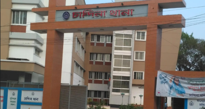 চান্দিনায় স্বামীকে আটকে রেখে স্ত্রীকে গণধর্ষণ, আটক ৪