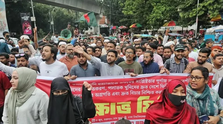 শরীফ ওসমান হাদি হত্যা বিচার: ৭ দিনের আলটিমেটাম দিয়ে শাহবাগ অবরোধের হুঁশিয়ারি ইনকিলাব মঞ্চের