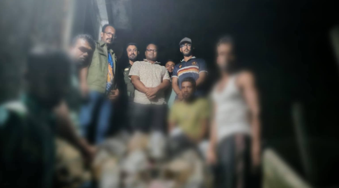 নিষিদ্ধ সময়ে মাছ শিকার,টাঙ্গুয়ার হাওরে ৮ জেলেকে জরিমানা