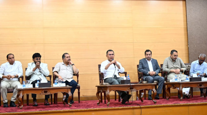 প্রতিশোধ নয়, লক্ষ্য ভবিষ্যৎ বিনির্মাণ: গণমাধ্যমকর্মীদের সাথে খোলামেলা আলাপে প্রধানমন্ত্রী তারেক রহমান