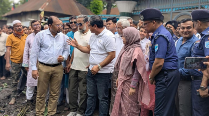 মুন্সীগঞ্জের ঐতিহ্যবাহী 'নয়নের খাল' বাঁচাতে প্রতিমন্ত্রীর ঝটিকা সফর, আজ থেকেই অ্যাকশন
