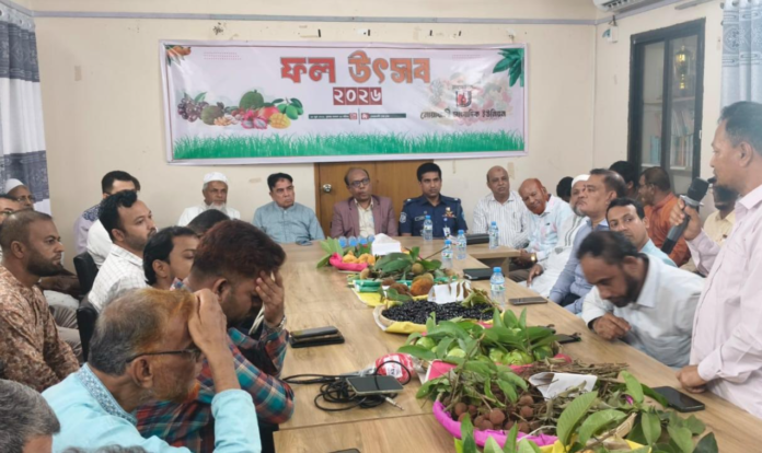 নোয়াখালী সাংবাদিক ইউনিয়নের ফল উৎসব
