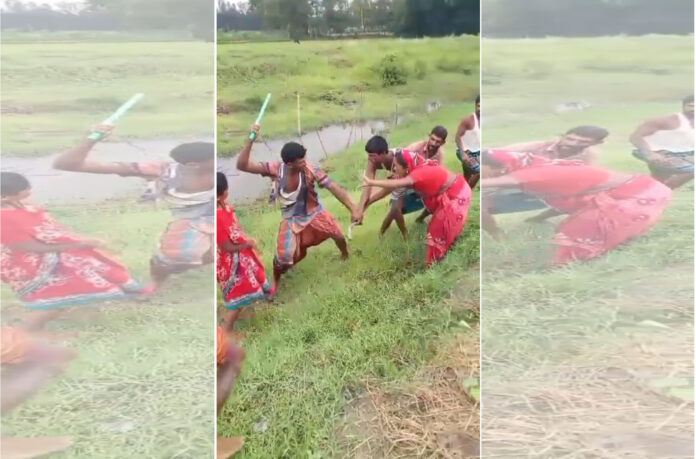 নোয়াখালীতে প্রকাশ্যে নারীকে পেটালেন যুবদল নেতা, ভিডিও ভাইরাল