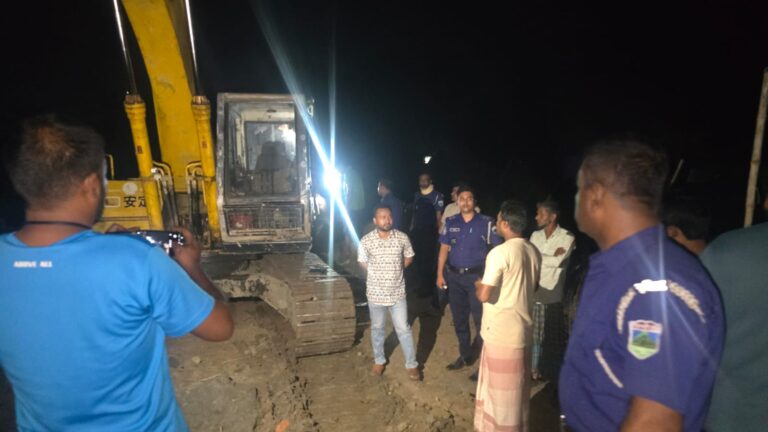 ভাঙ্গুড়ায় অবৈধ মাটিকাটার অভিযোগে যুবক কে পঞ্চাশ হাজার টাকা অর্থদন্ড