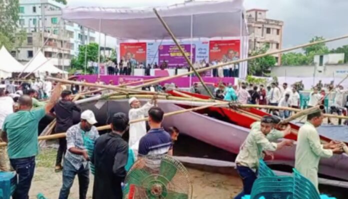 প্রধানমন্ত্রীর সফর ঘিরে জনসমাগমের মধ্যেই ভেঙে পড়ল উপকারভোগীদের প্যান্ডেল