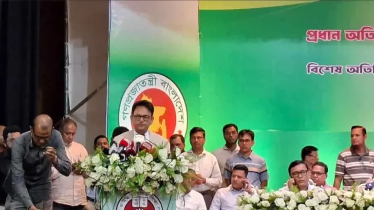নকল পেলে প্রতিষ্ঠান প্রধানকে আইনের আওতায় আনা হবে : শিক্ষামন্ত্রী